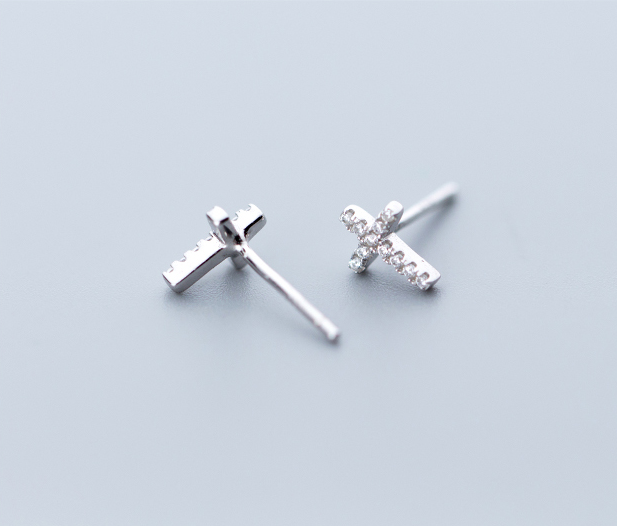 S925 Silver Minimalist Cross Stud Earrings with Diamonds