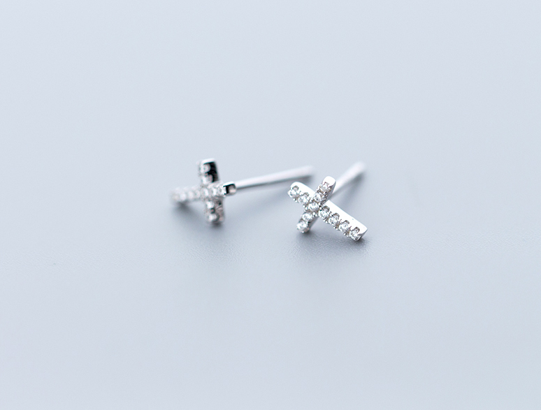 S925 Silver Minimalist Cross Stud Earrings with Diamonds